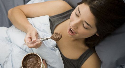 5 malých zlozvyků, které Tě dělají tlustější a tlustější
